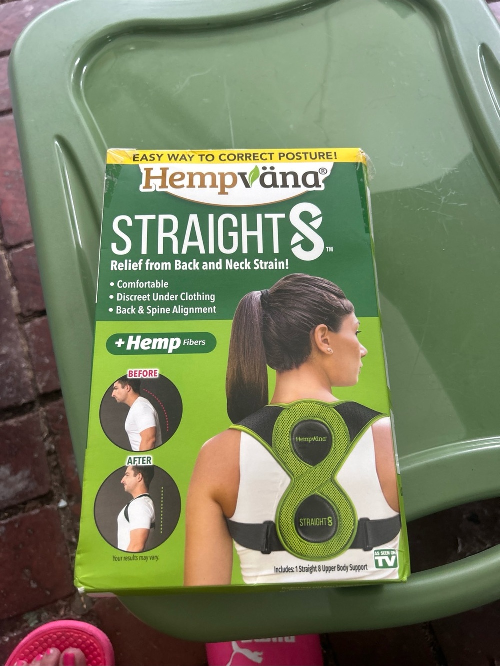 StraightS Posture Corrector - Green. Box a little beat up